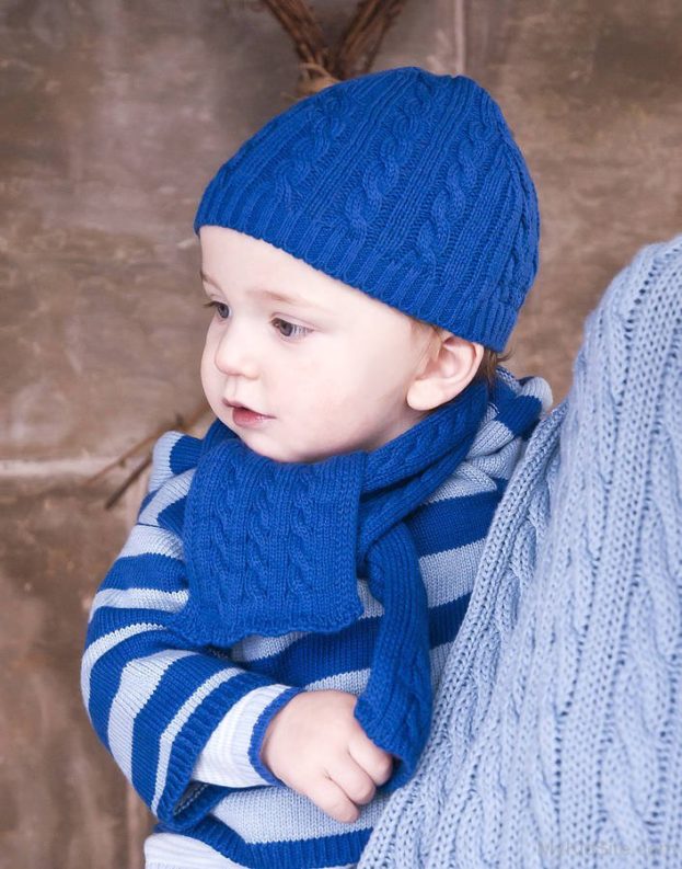 Boy In Blue Woolen Dress - صور أطفال
